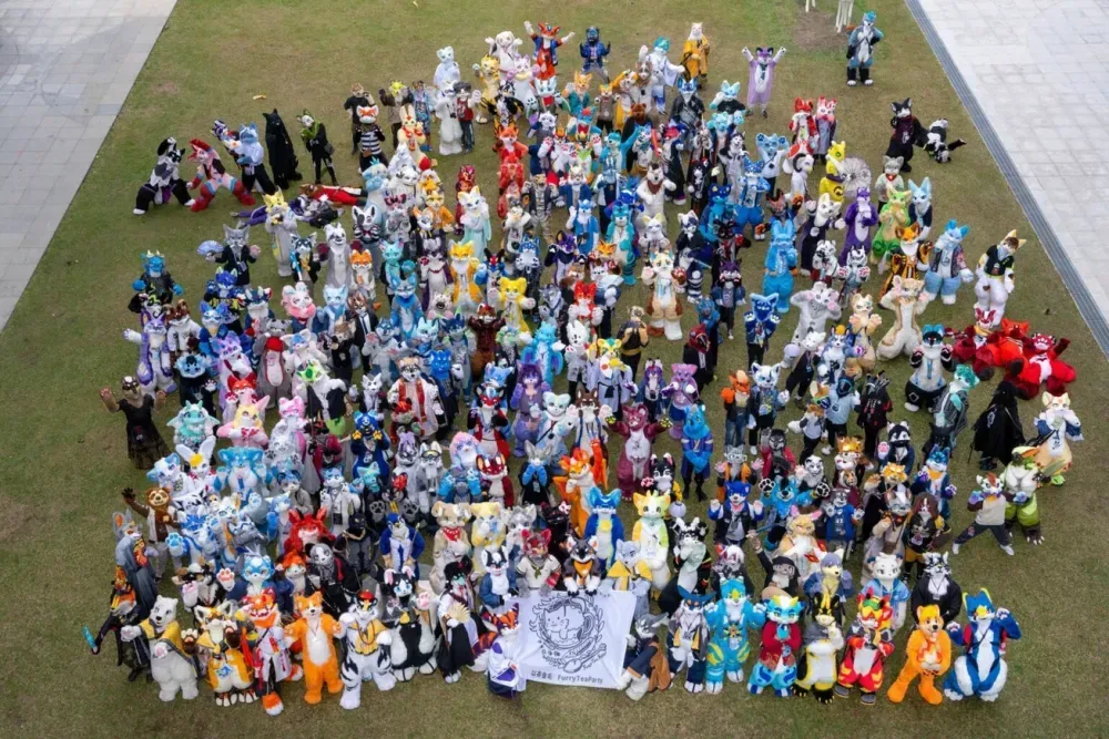 Nocturnal Furade Group Photo Photo 1